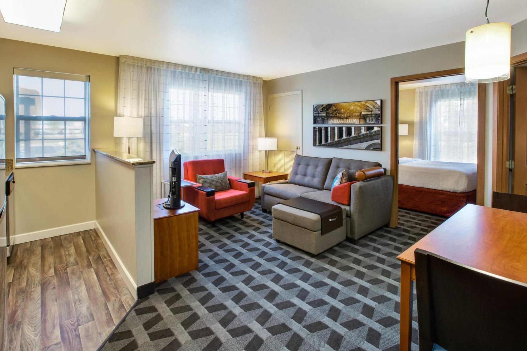Towneplace Suites By Marriott Detroit Livonia Extérieur photo