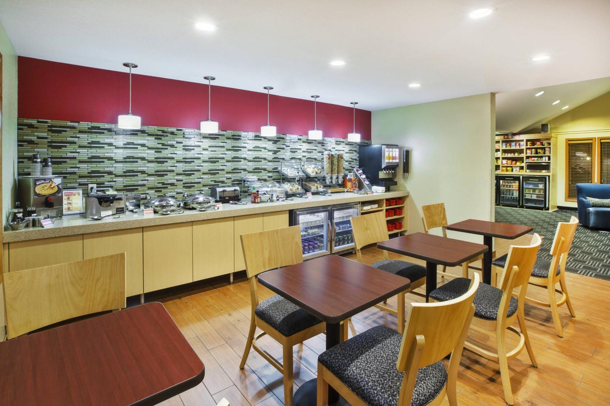 Towneplace Suites By Marriott Detroit Livonia Extérieur photo