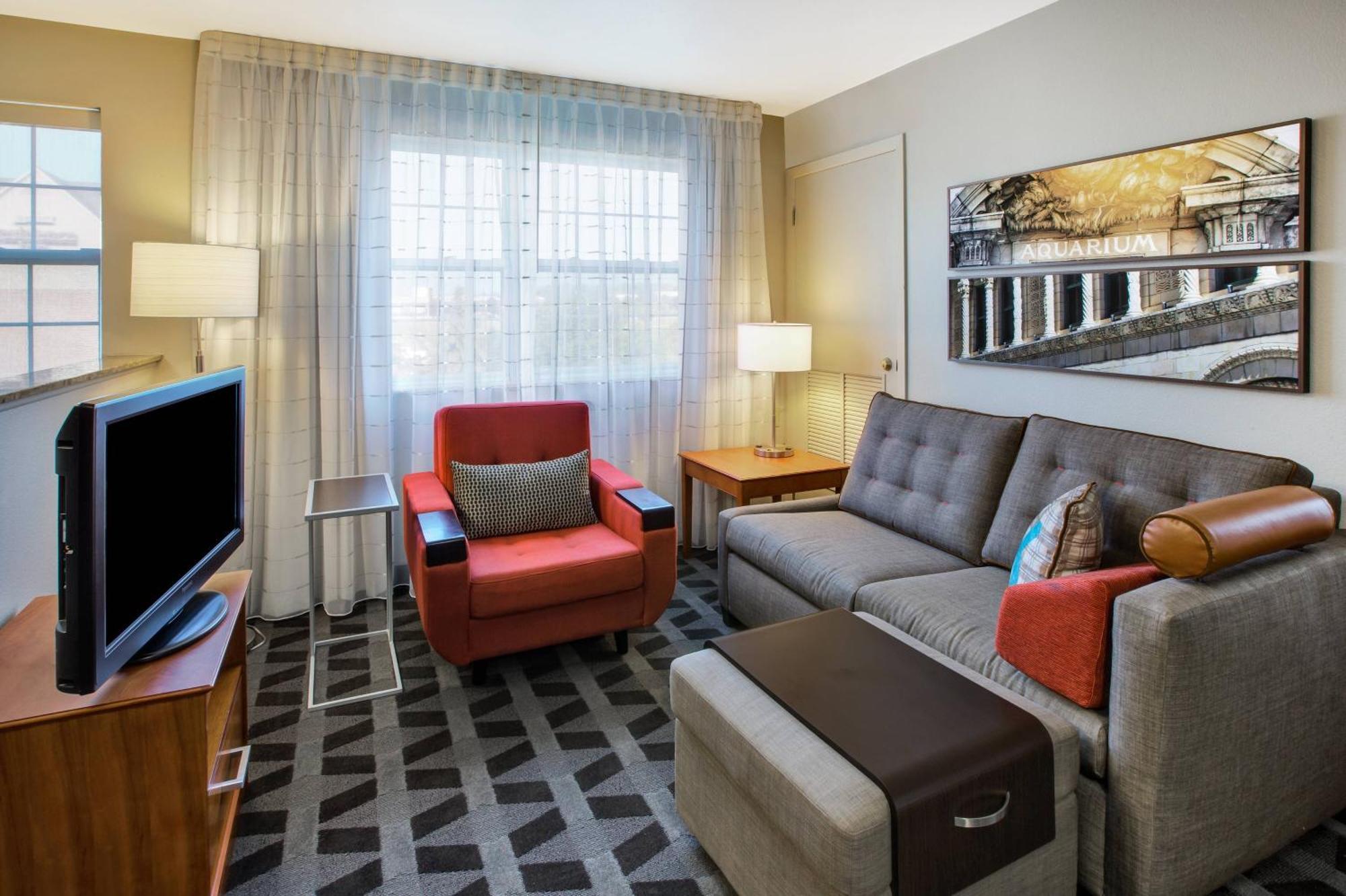 Towneplace Suites By Marriott Detroit Livonia Extérieur photo