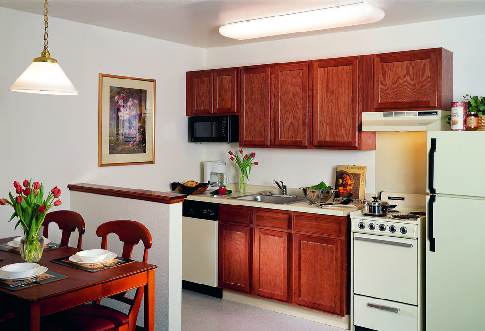 Towneplace Suites By Marriott Detroit Livonia Extérieur photo
