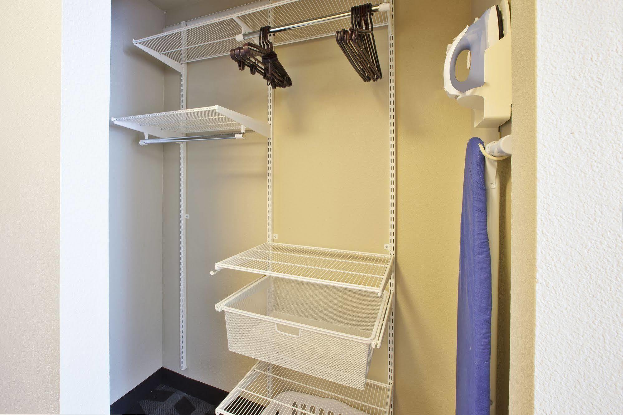 Towneplace Suites By Marriott Detroit Livonia Extérieur photo