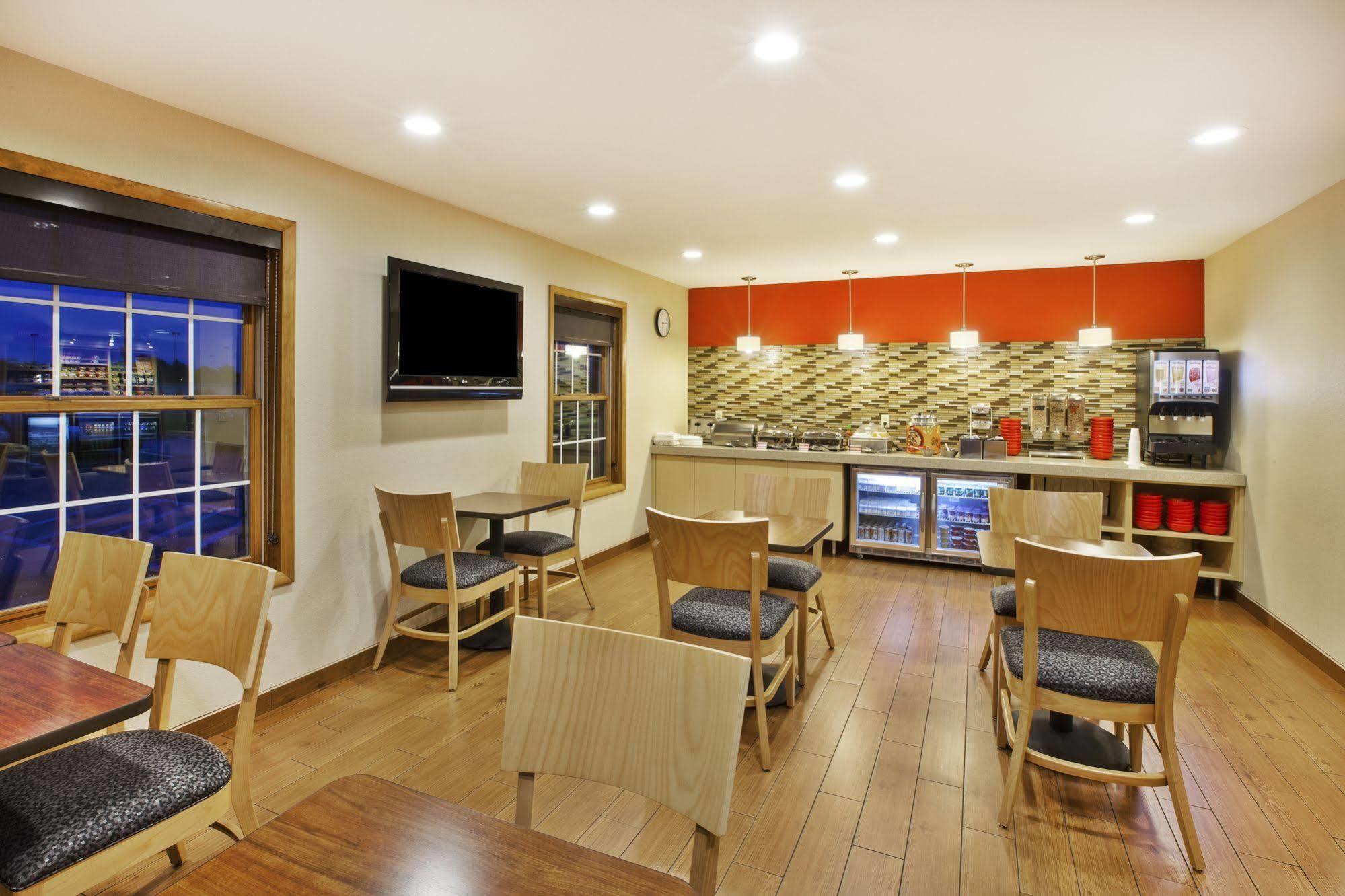 Towneplace Suites By Marriott Detroit Livonia Extérieur photo