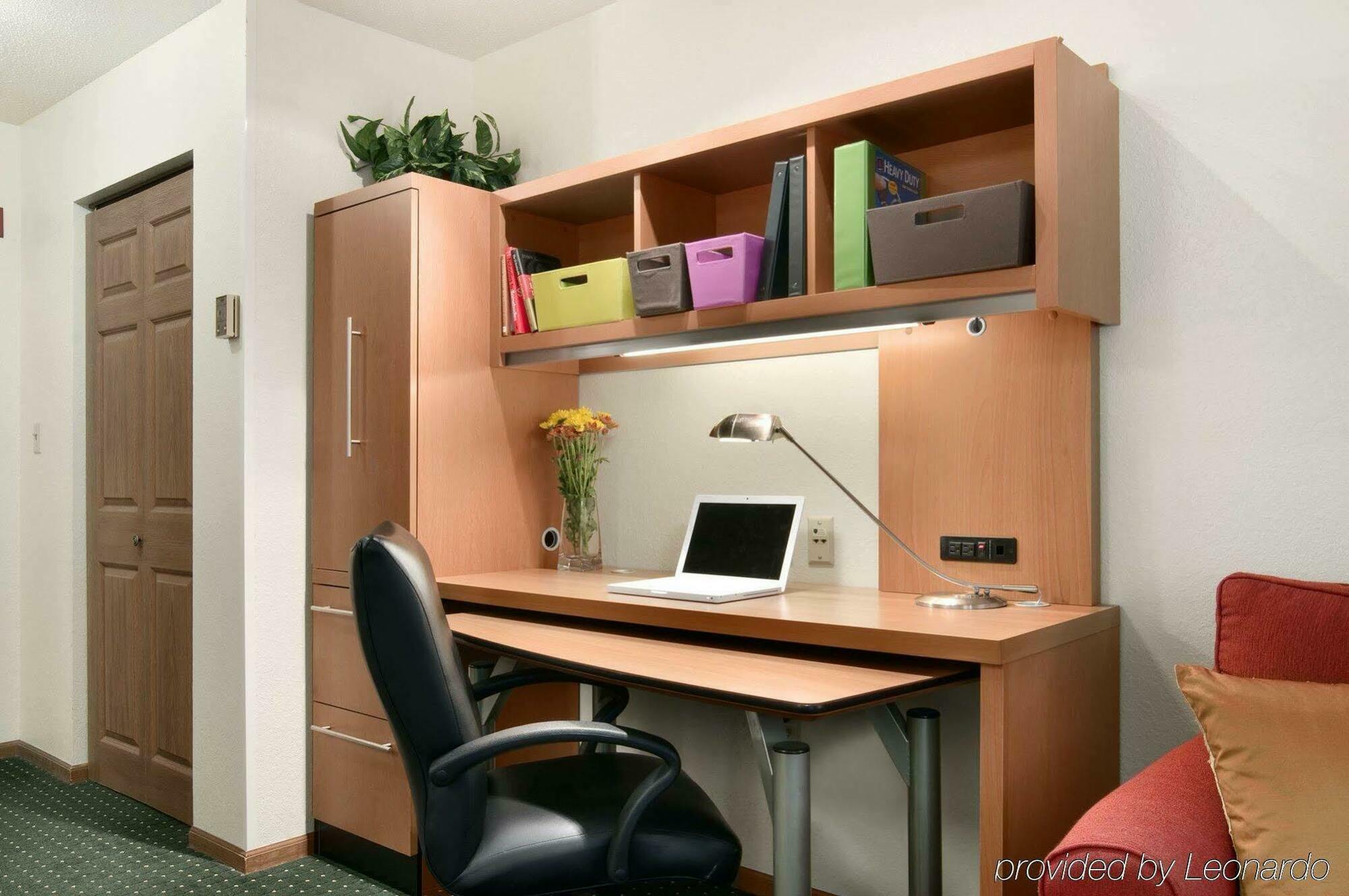 Towneplace Suites By Marriott Detroit Livonia Chambre photo